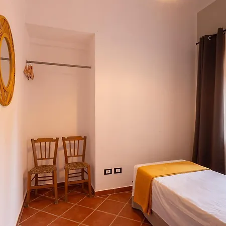 Omero Penzion Tindari